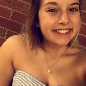 Meet your Posher, Destiny